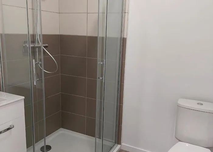 Loft 8 Wifi Parking Apartment